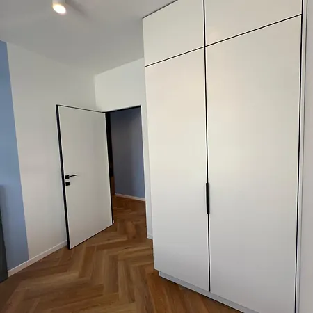 White Glove Prestige Nad Morzem
